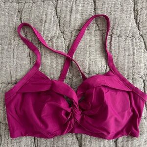 Athleta Fuchsia Twist Front Swim Top (34D/DD)